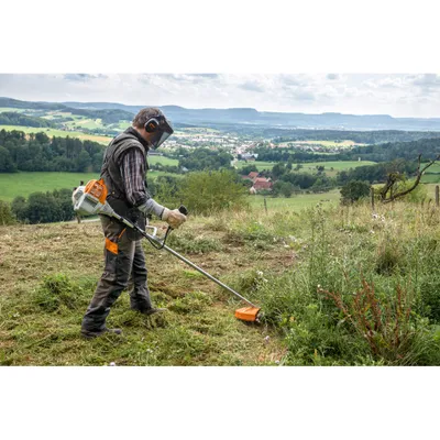 Мотокоса Stihl FS235 (1,55кВт, 2,1л.с)