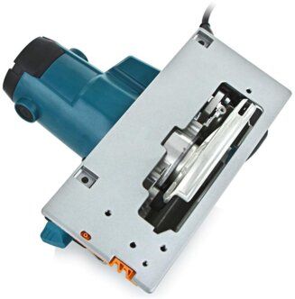Пила дисковая Makita HS6100