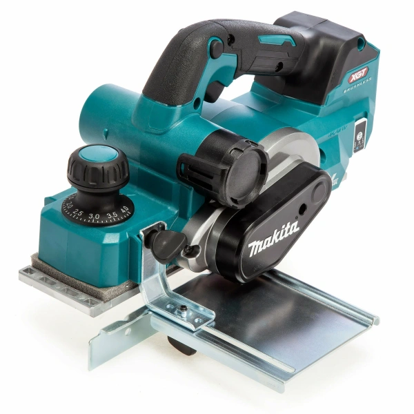 Акк. рубанок Makita KP001GZ (40В, XGT, 82мм)