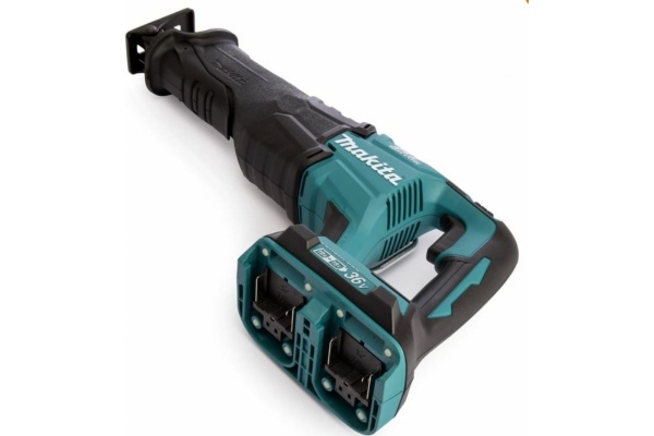 Акк. пила сабельная Makita DJR360Z 2х18В