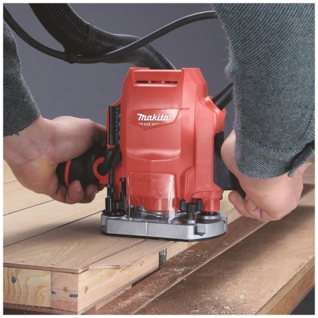 Фрезер Makita M3601