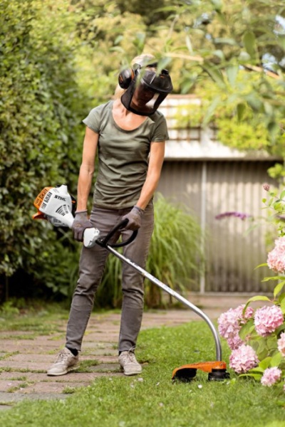 Мотокоса Stihl FS 38 (0,65 кВт, AutoCut C6-2)